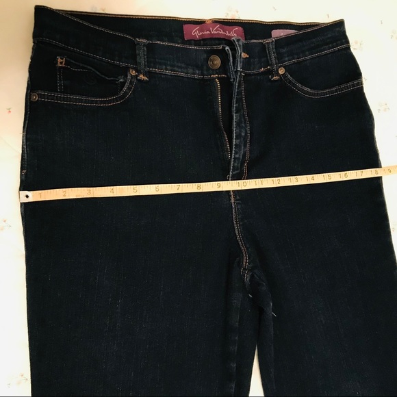 Gloria Vanderbilt Jean - Picture 8 of 11